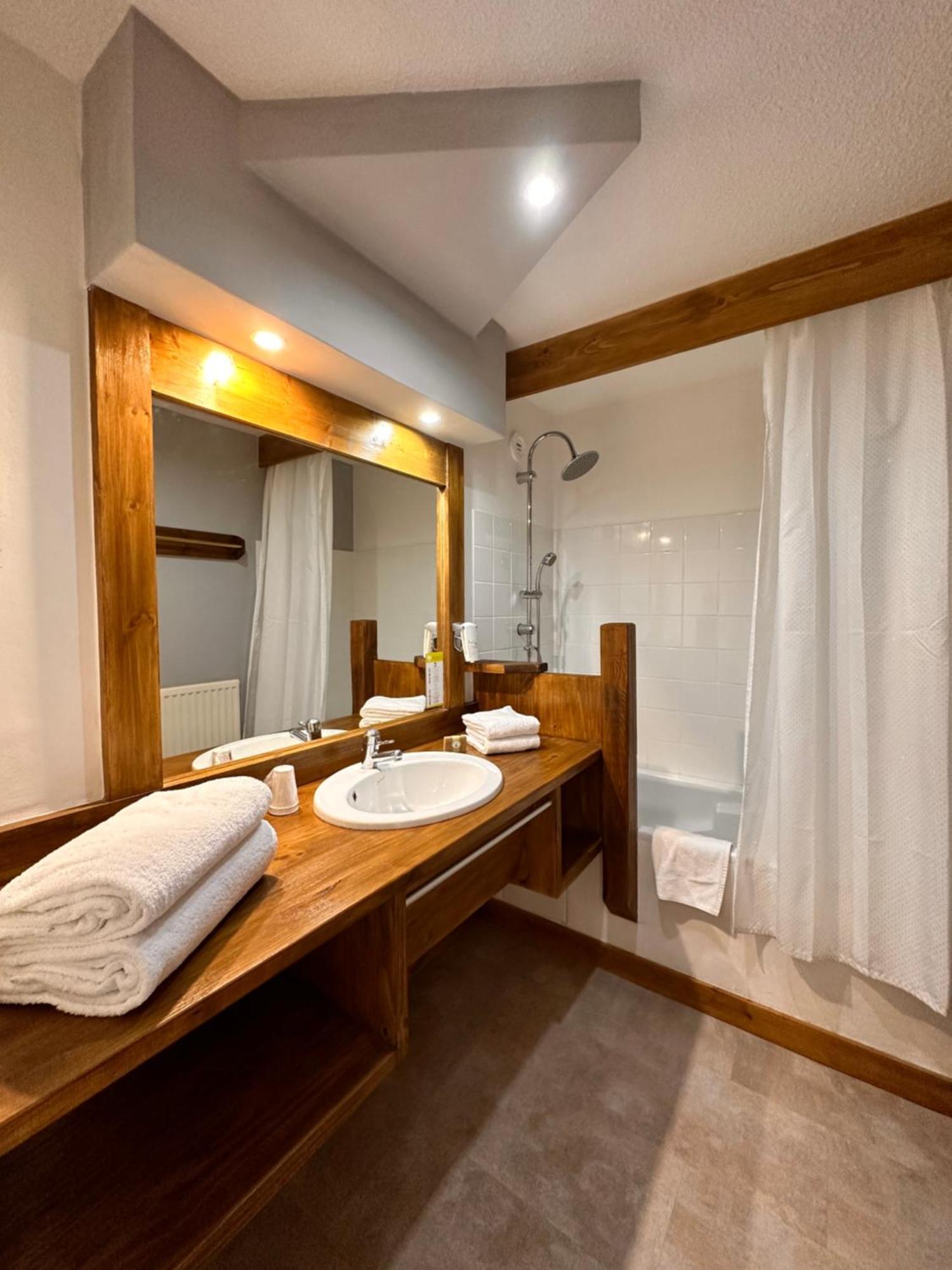 Fontaine Du Mont Blanc Hotel & Spa Лез-Уш Экстерьер фото